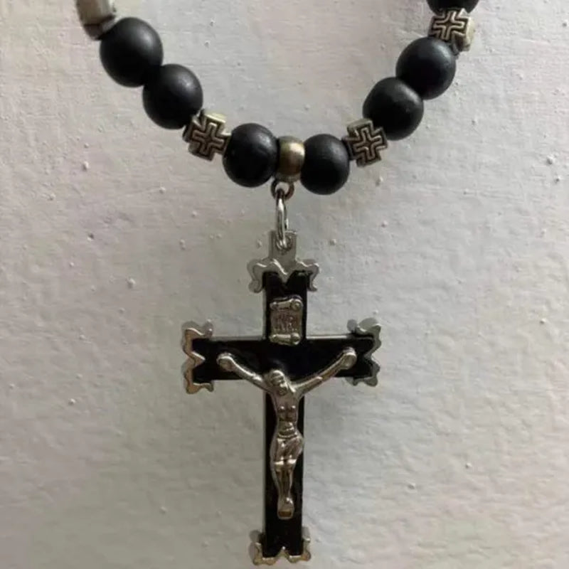 WOODEN NECKLACE